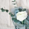 Букет комплимент с ранункулюсом и розочкой