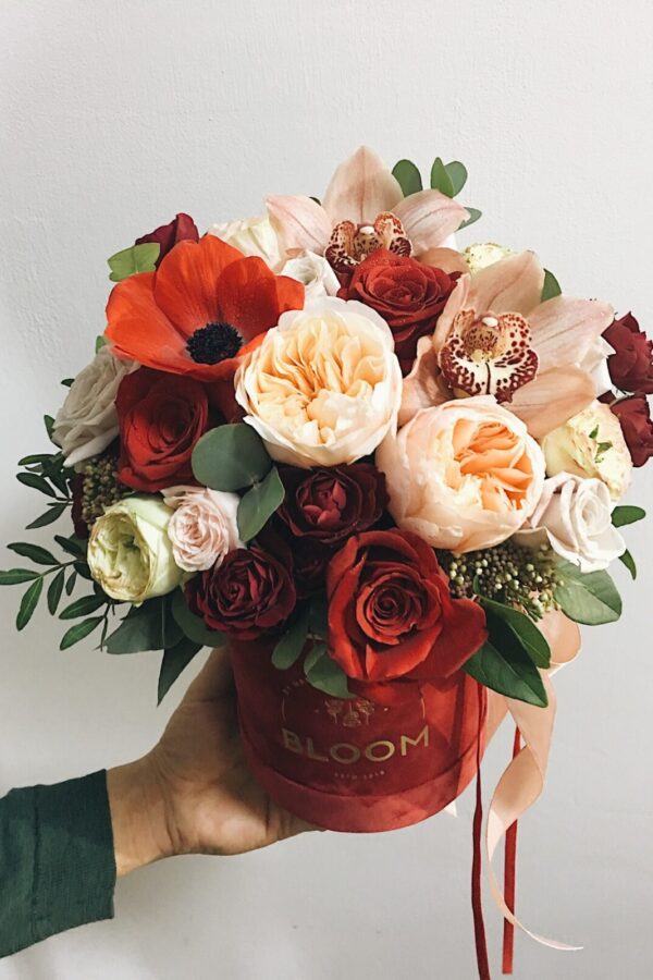 Авторская цветочная композиция от Bloom