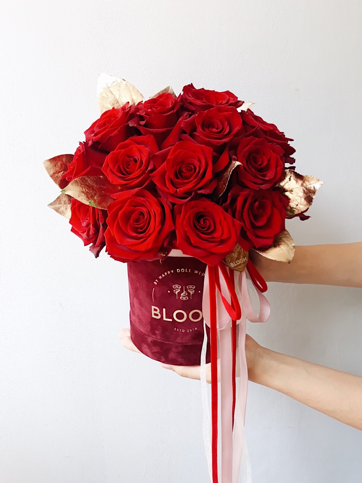 Цветочная композиция с красными розами