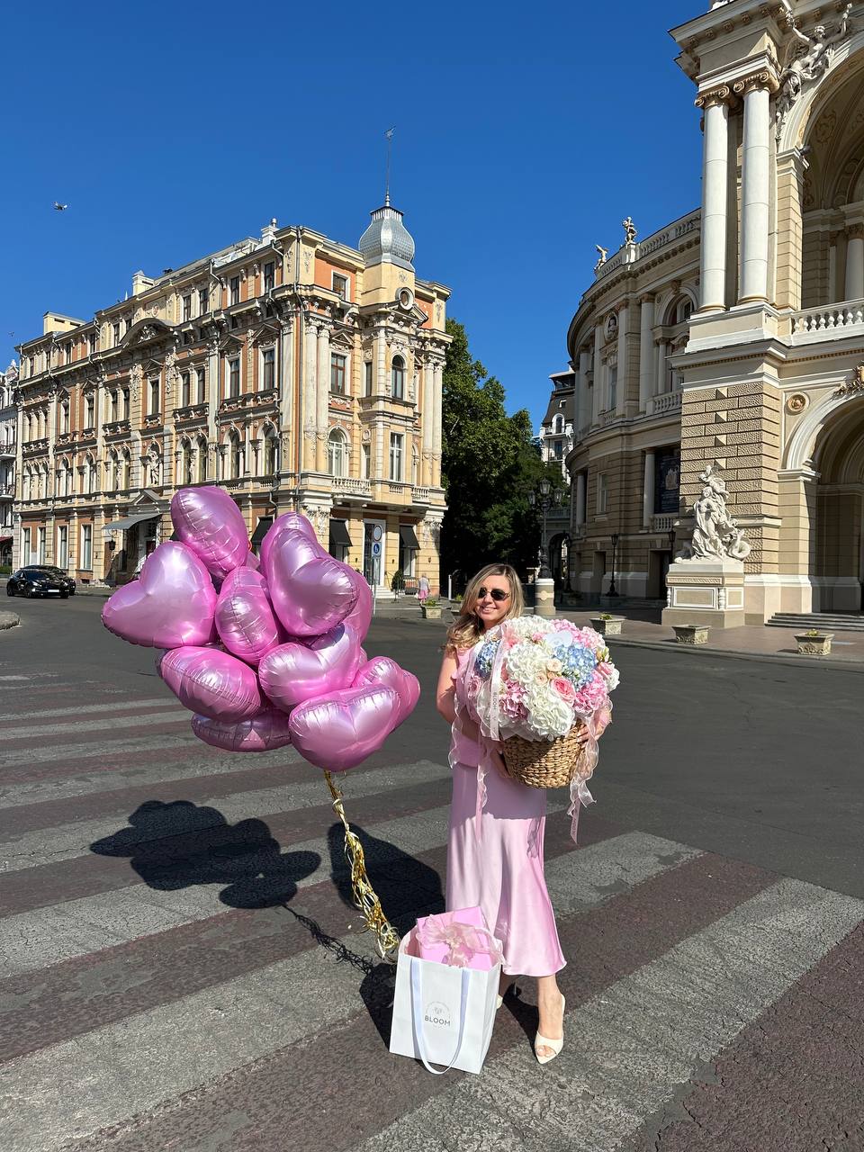 Где купить цветы в Одессе — свежие букеты с доставкой Де купити квіти в Одесі - Bloom by Happy Doll
