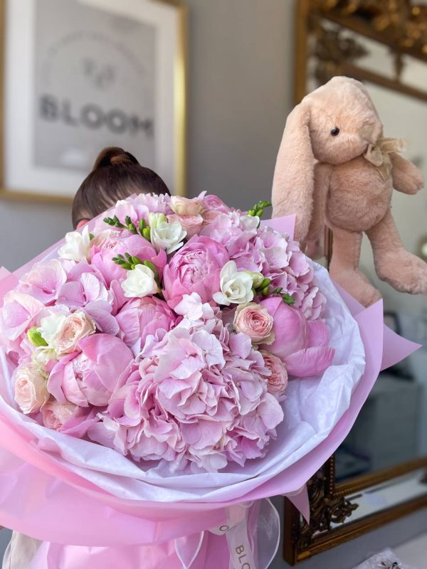 Floral tenderness / Квіткова ніжність