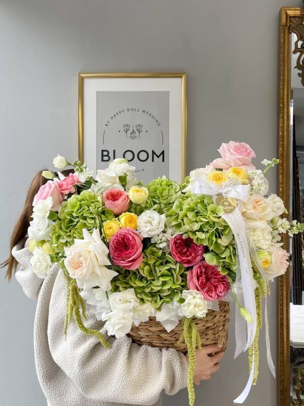 Живий сад у кошику Тепло, світло і щирість у кожній квітці.